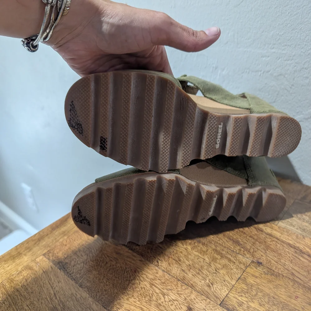 Sorel Joanie II Lace‎ Sandal Green Size 9